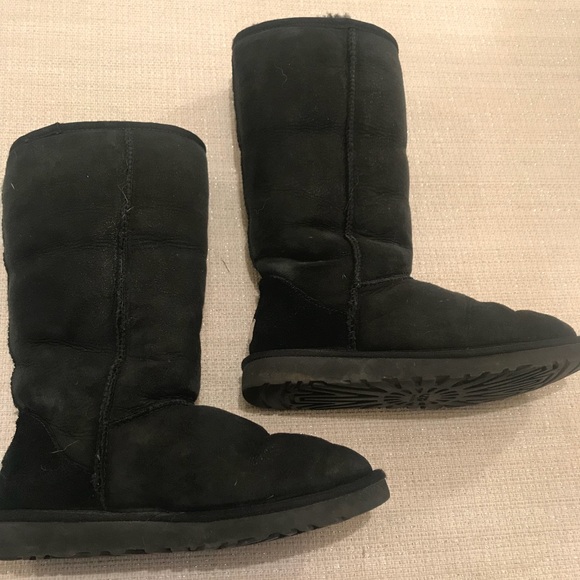 black shimmer uggs black shimmer uggs